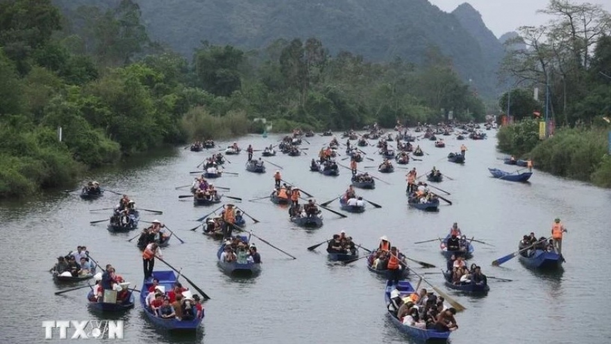 Huong Pagoda complex recognised as city-level tourist destination