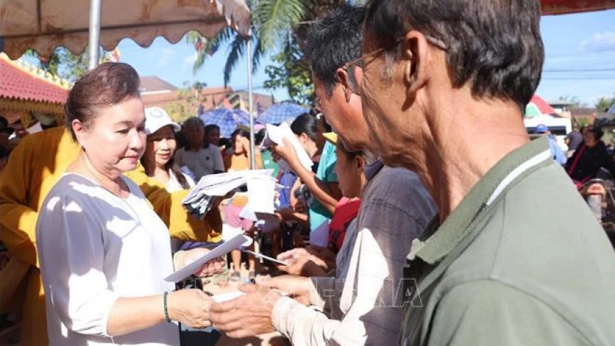 Vietnamese community in Laos supports Yagi victims in Luang Namtha province