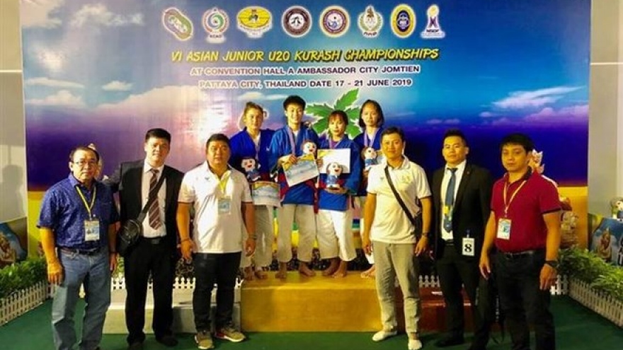 Vietnam wins two golds in Asian junior kurash championships