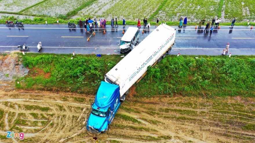 Three killed and several injured in Quang Ngai road accident