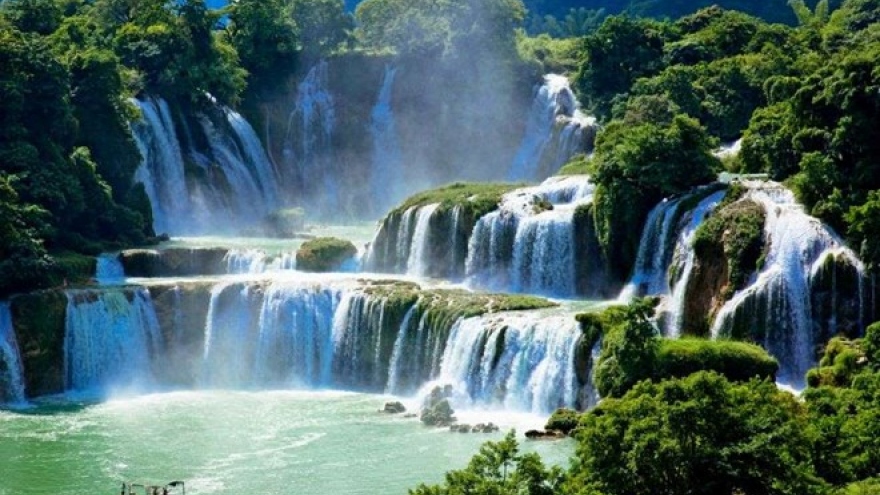 Two Vietnamese waterfalls among world’s most beautiful: MSN