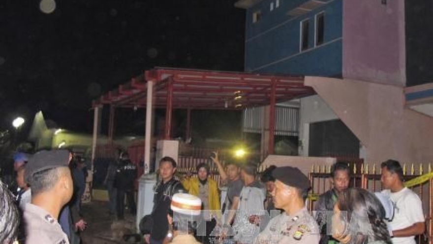 Indonesian police evacuates Jakarta’s outskirts due to bomb