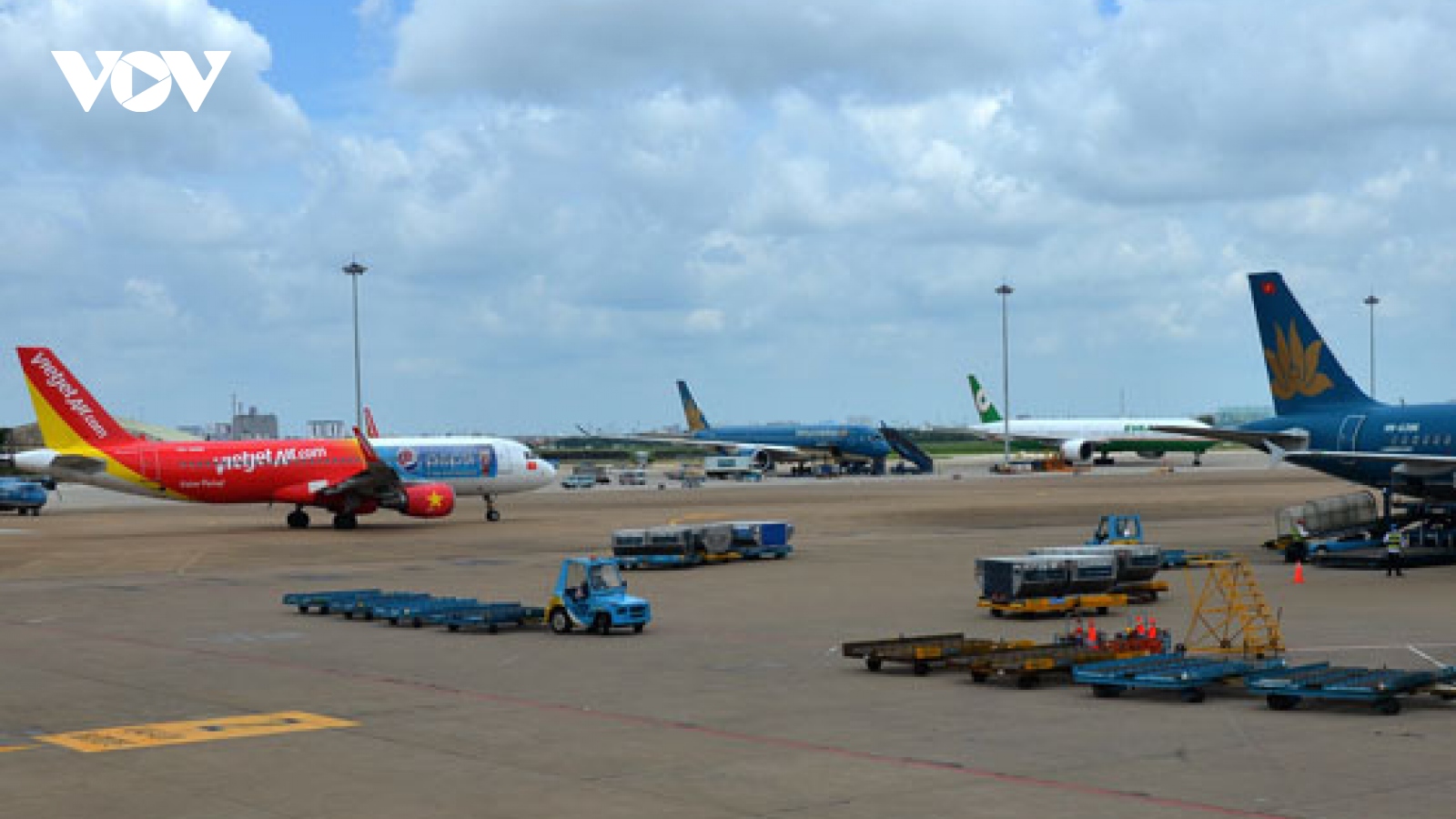 Repatriation flight by Vietjet Air brings home 180 Vietnamese citizens from Brunei 