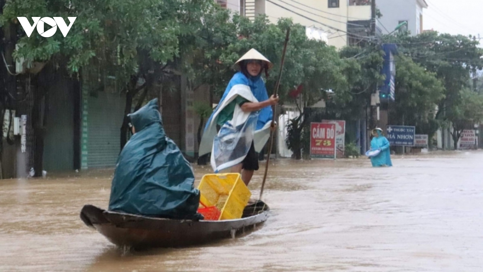 Flooding leaves seven dead and missing in central Vietnam