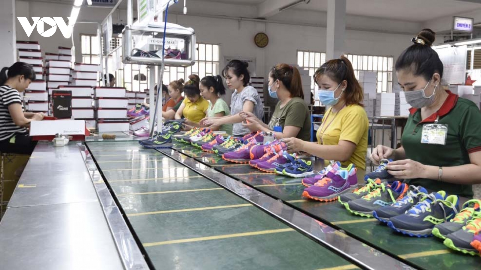 Vietnamese canvas shoe exports outstrip China's