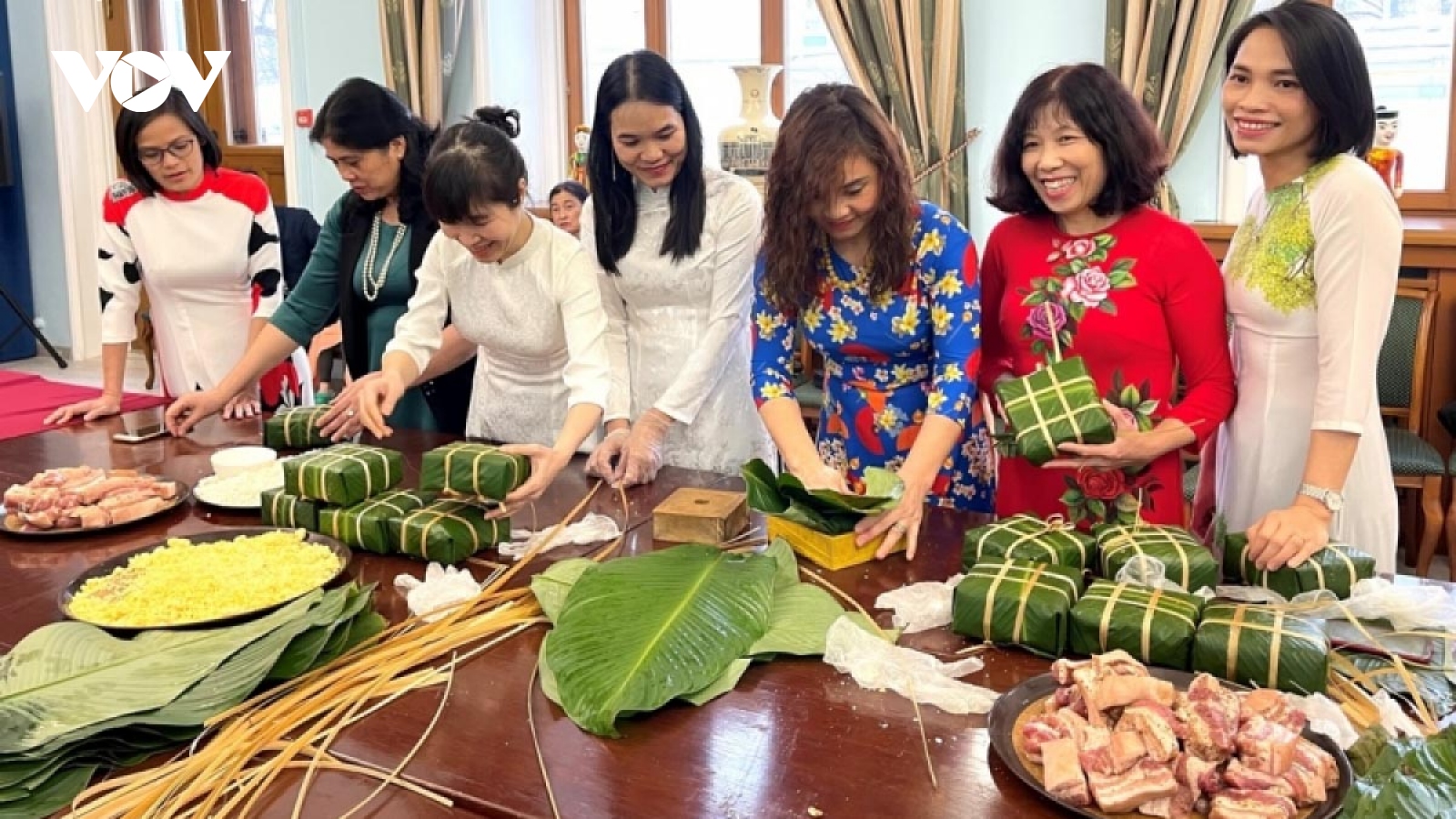 Vietnamese expats in Russia, Japan celebrate traditional Tet