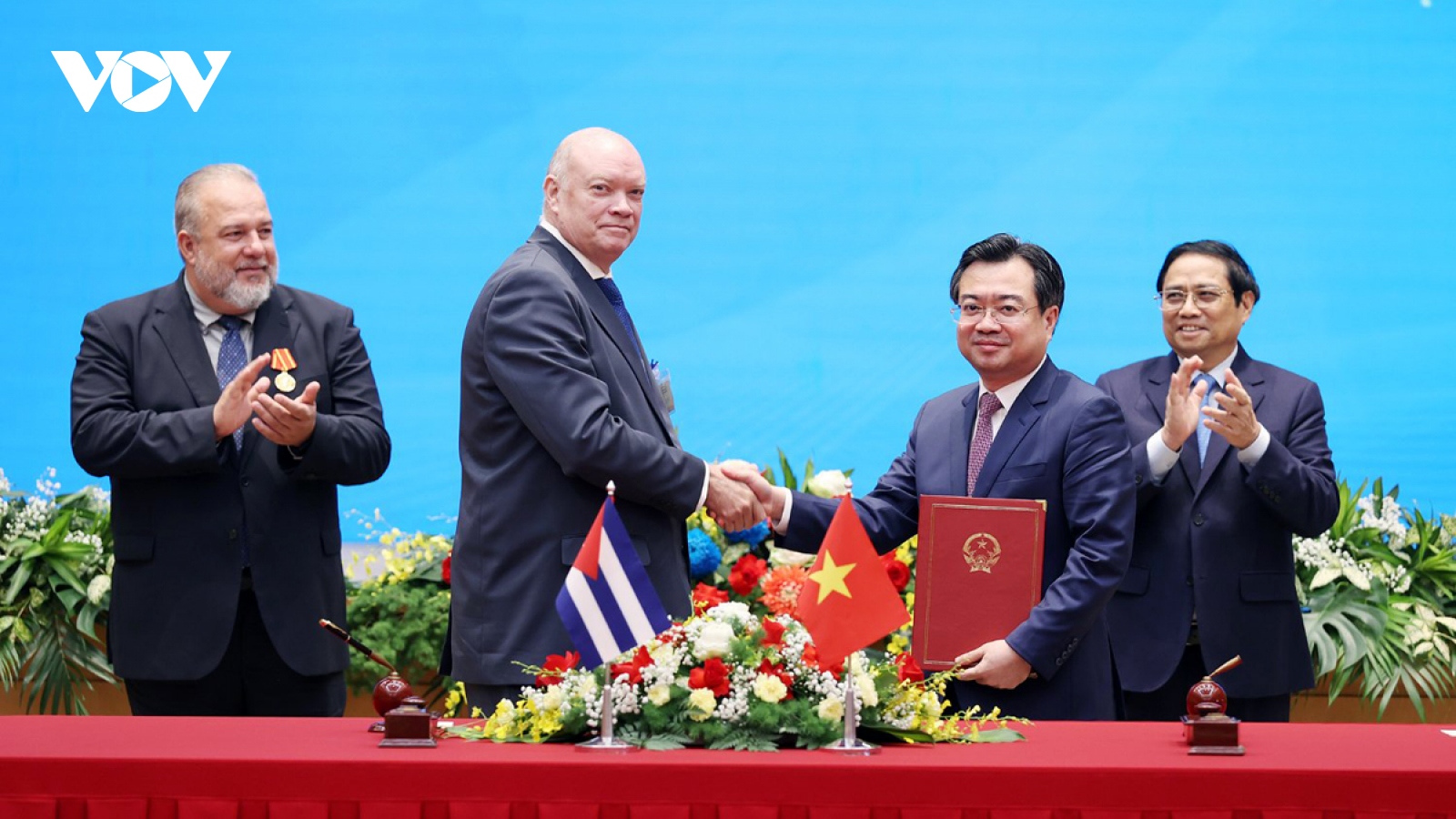 Vietnam, Cuba sign three cooperation documents