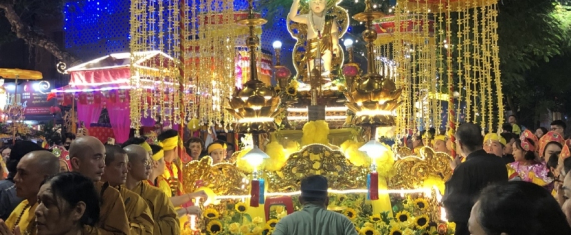 Buddhists solemnly celebrate Lord Buddha’s 2568th birthday in Hanoi