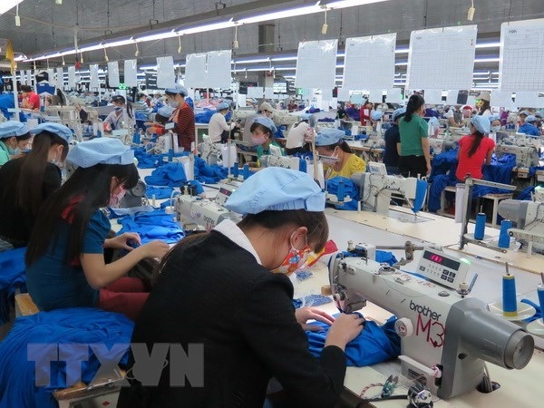 Garment firm expects revenue drop as partner parent goes bankrupt