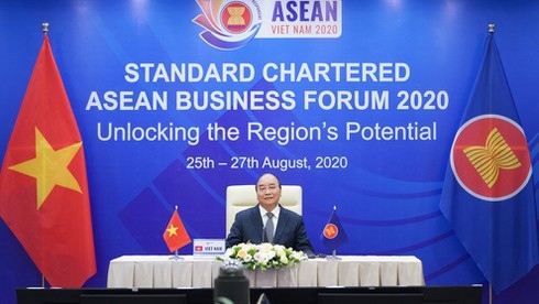 PM calls for foreign investment in ASEAN for success