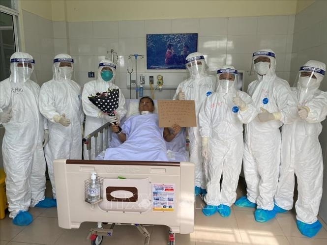 Four COVID-19 patients in Da Nang make full recovery