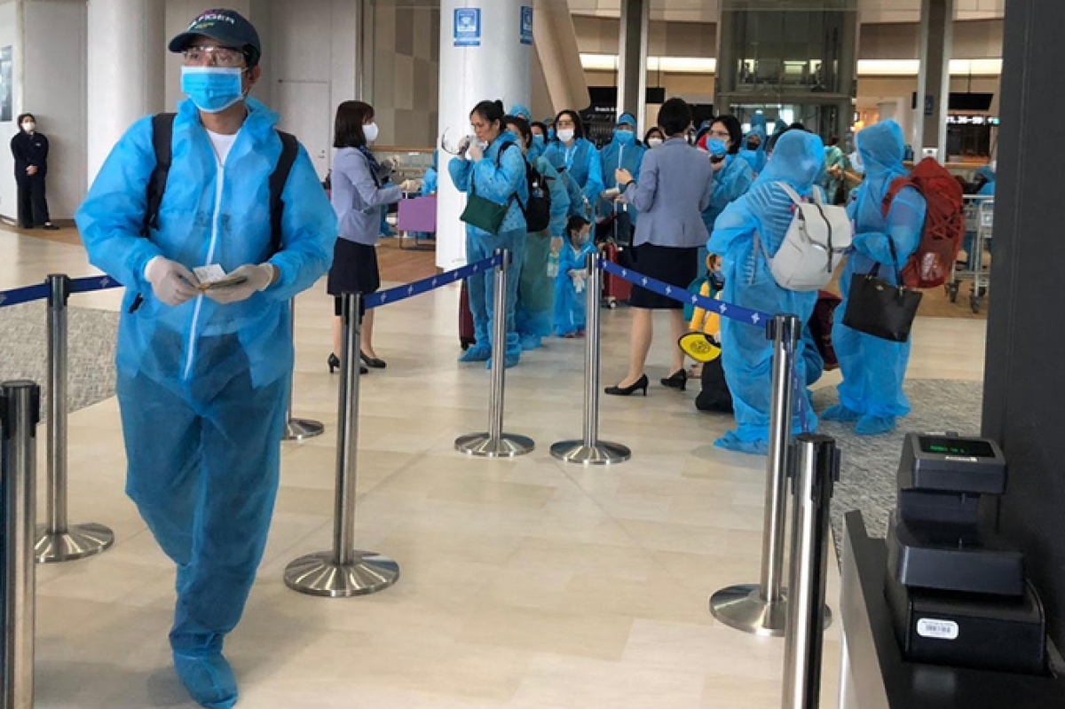 Repatriation flight by VietJet Air brings home 210 Vietnamese citizens from Japan