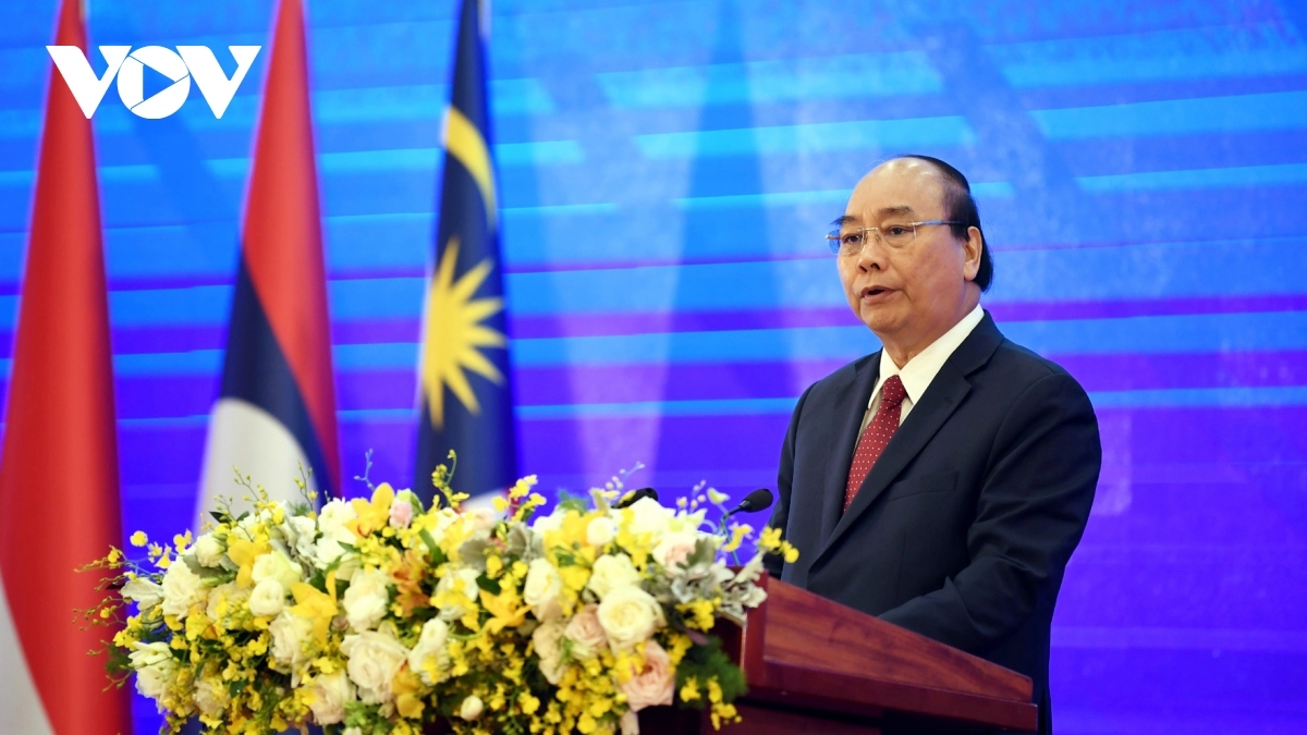Vietnam pledges contributions to regional efforts in COVID-19 fight