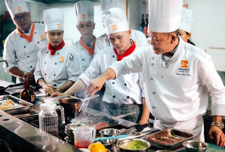 Vietnam tourism needs more chefs