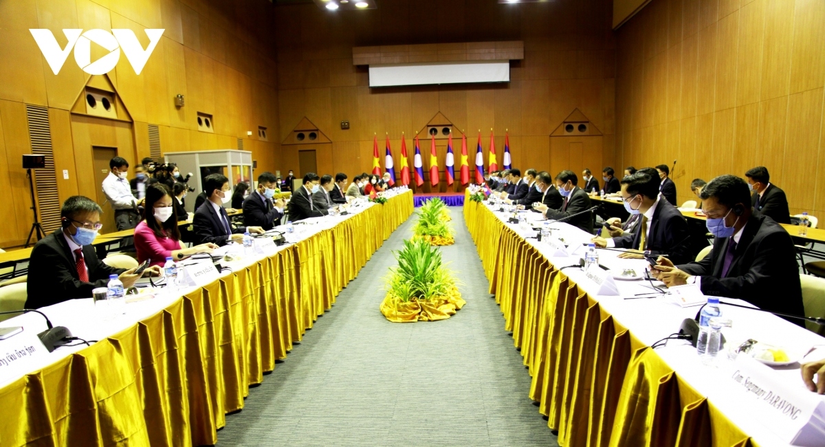 Vietnam, Laos rejoice over growing ties despite COVID-19
