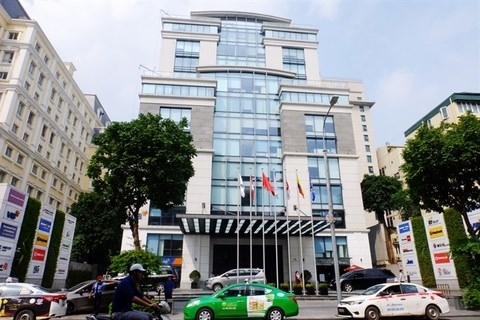 Foreign investors see opportunities in Hanoi office building
