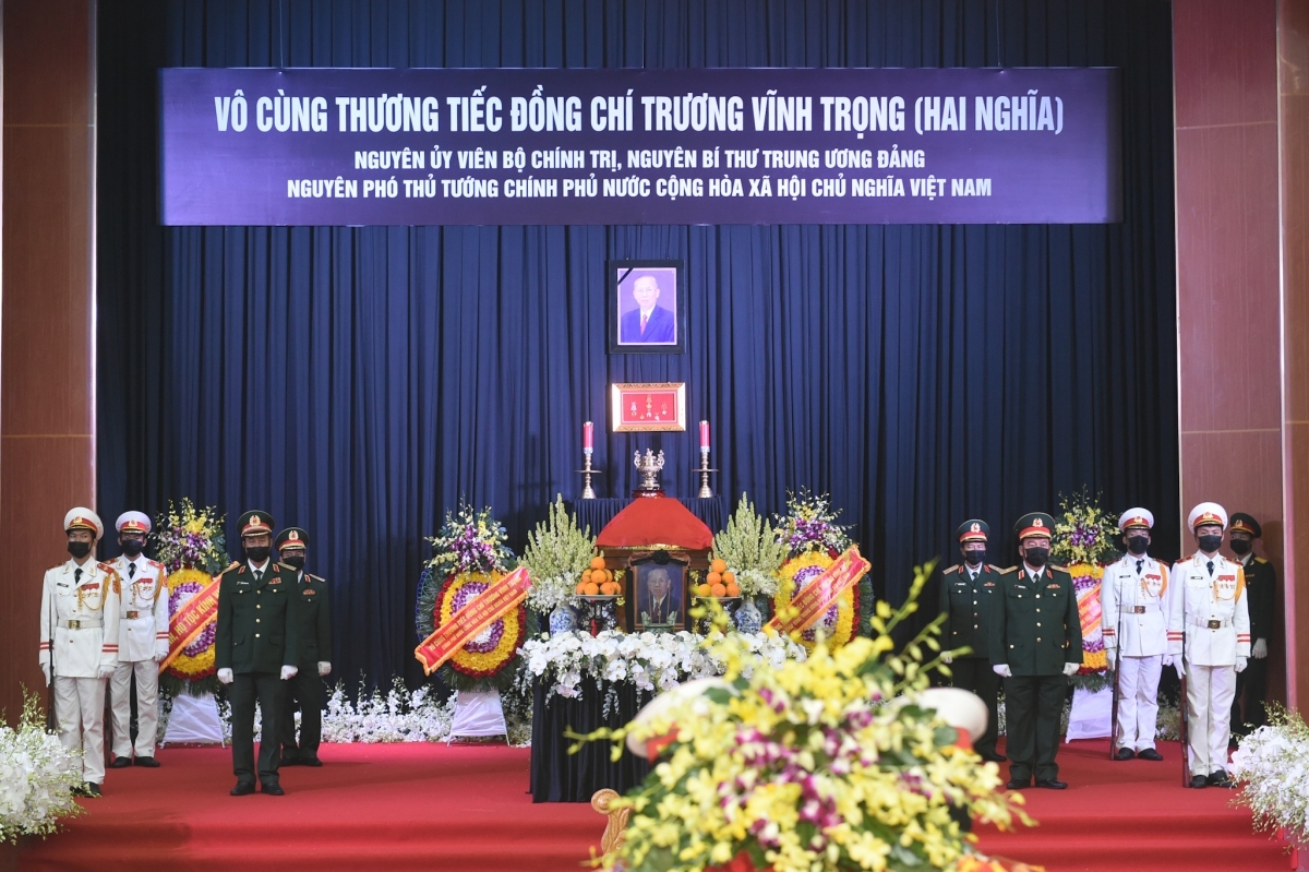 Ceremony held to pay last respect to former Deputy PM Truong Vinh Trong