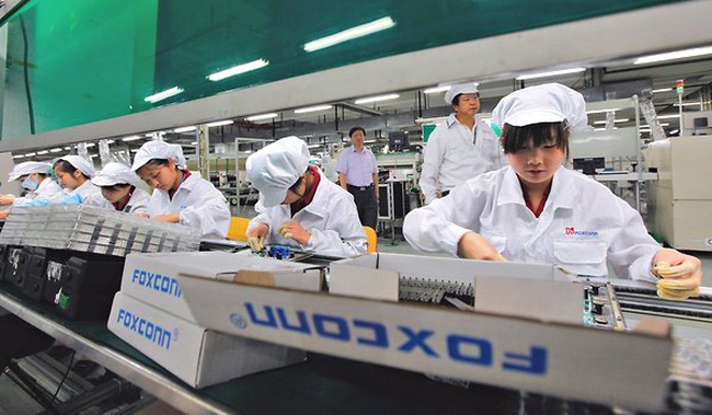 Foxconn recruits thousands of workers in Bac Ninh, Bac Giang