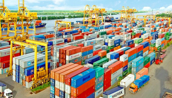 Trade surplus decreases to signal recovery of domestic production