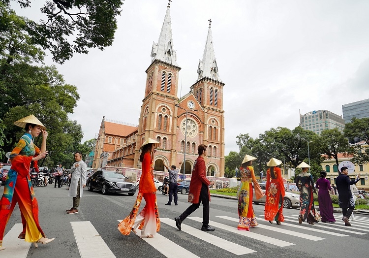 Ho Chi Minh City set to digitise 100 famous tourist attractions