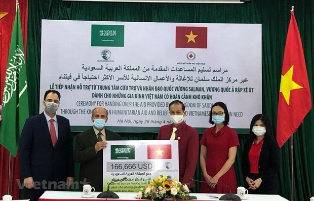 Saudi Arabia lends helping hand to disadvantaged Vietnamese