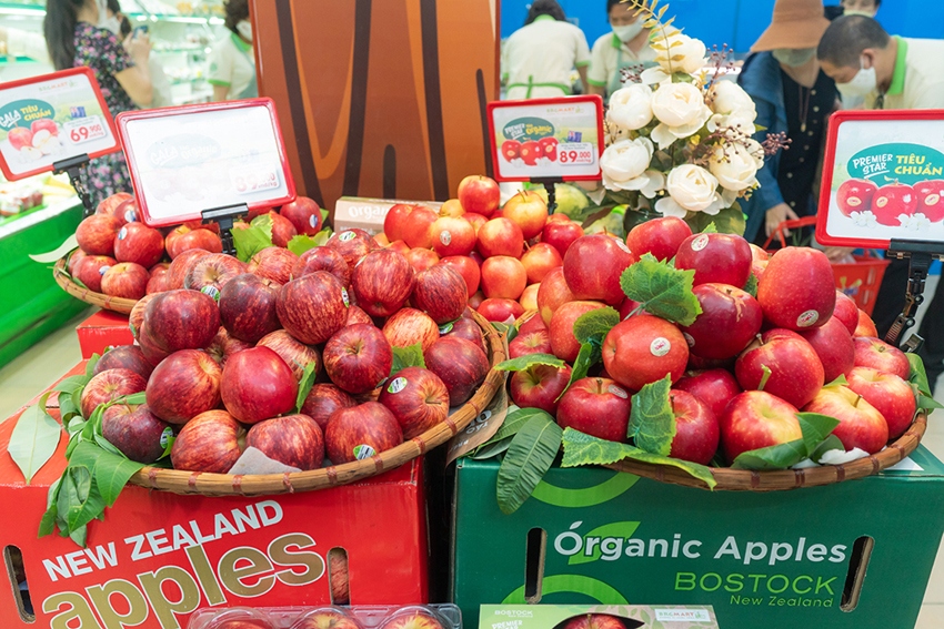 BRG Retail hosts New Zealand Apple Week