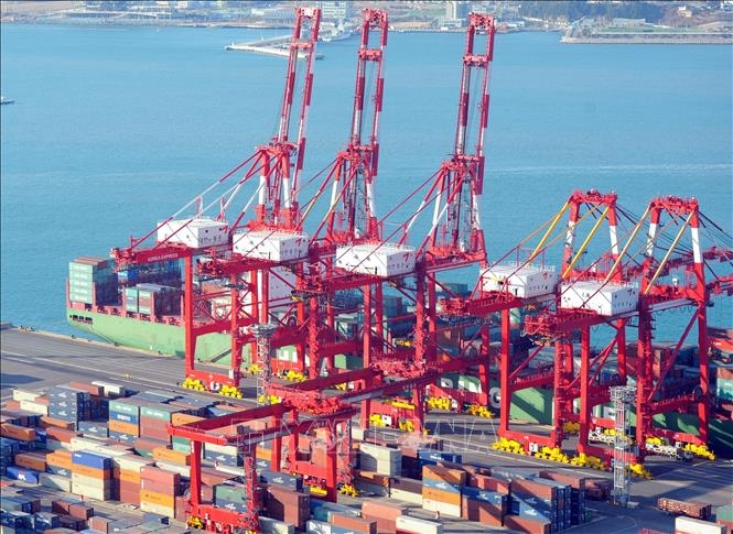 RoK opens new container shipping route to Vietnam