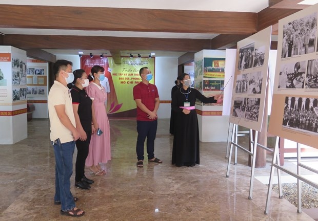 Exhibition on President Ho Chi Minh opens at former revolutionary base