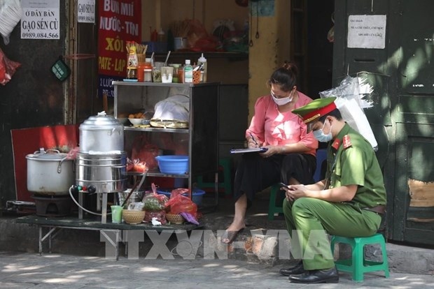 Hanoi raises COVID-19 alert following new infections