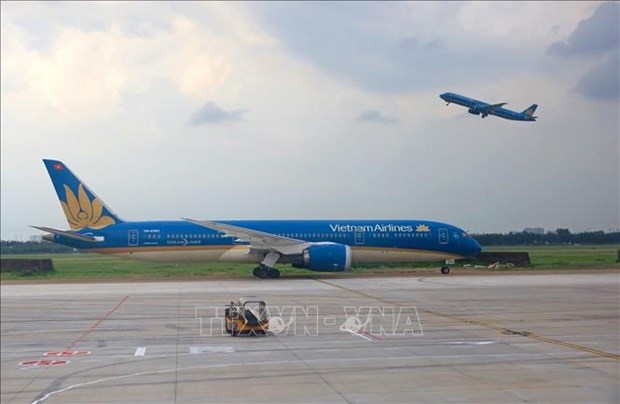 Vietnam Airlines allows free ticket change, refund amid COVID-19 resurgence