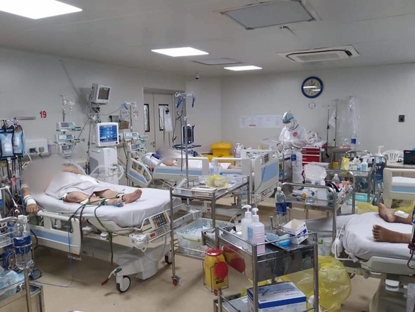 173 COVID-19 patients in critical condition, 13 rely on ECMO