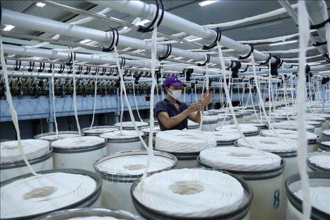 HSBC points out three challenges for Vietnam’s economy in H2