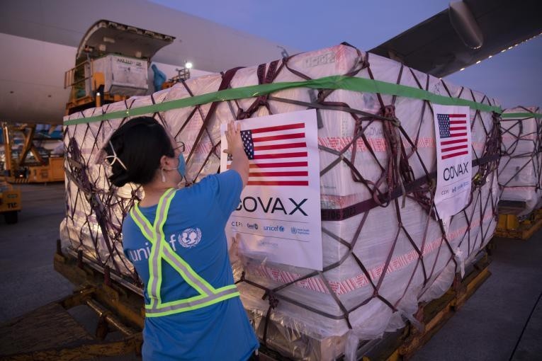 Second US shipment of 3 million doses of Moderna vaccine arrives in Vietnam