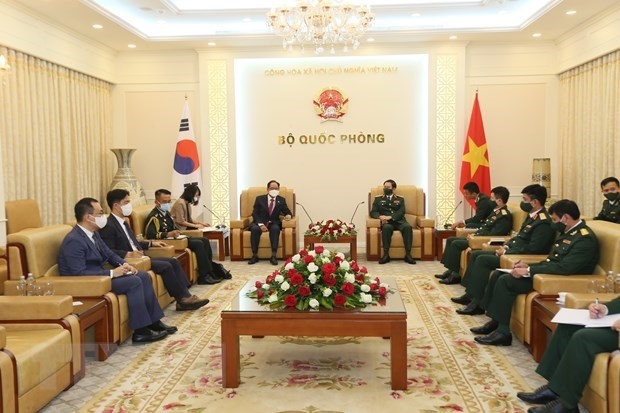 Vietnam beefs up defence ties with RoK, India
