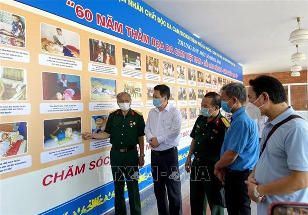 Photo exhibition sheds light on AO/dioxin disaster in Vietnam