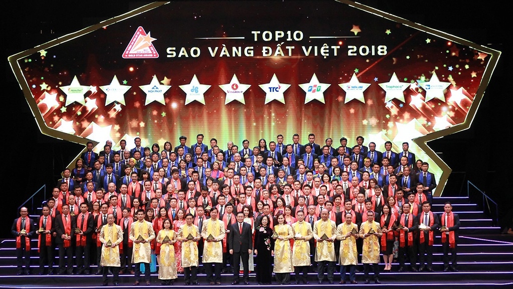 Outstanding local firms to be honoured with Vietnam Gold Star Awards