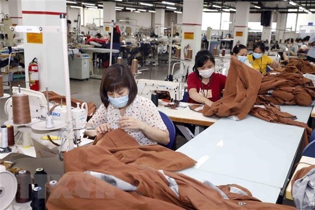 Vietnam-Laos trade records growth in first half of 2021