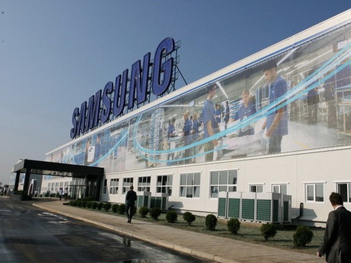 Intel, Samsung eye fully running HCM City plants in late November
