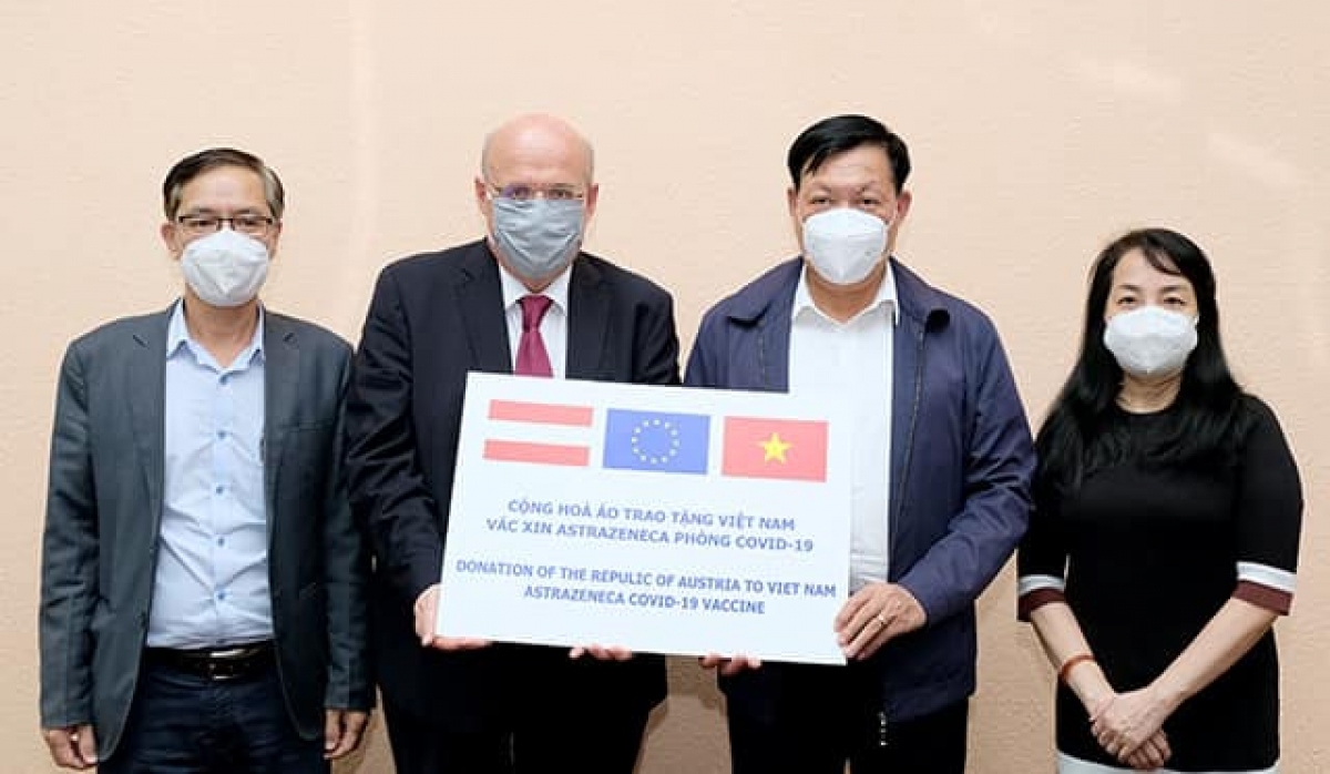 Austria donates 50,000 AstraZeneca vaccine doses to Vietnam