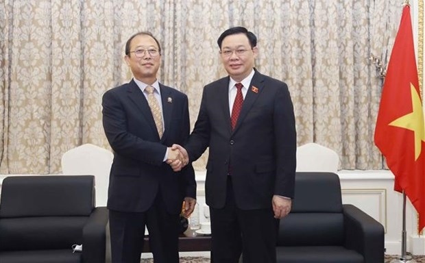 Top legislator meets KOVIFA chairman and Vietnamese family’s descendant in RoK