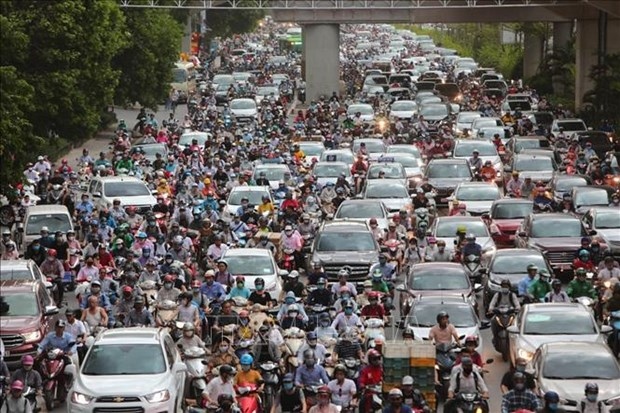 Vietnam aims to increase public transport, reduce private vehicles