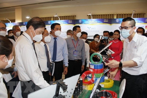 Vietnamese Goods Exhibition 2021 opens