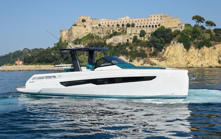 Leading Italian yacht firm officially makes inroad into Vietnamese market