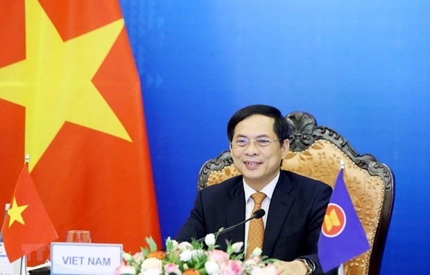 FM Bui Thanh Son to visit Cambodia this week