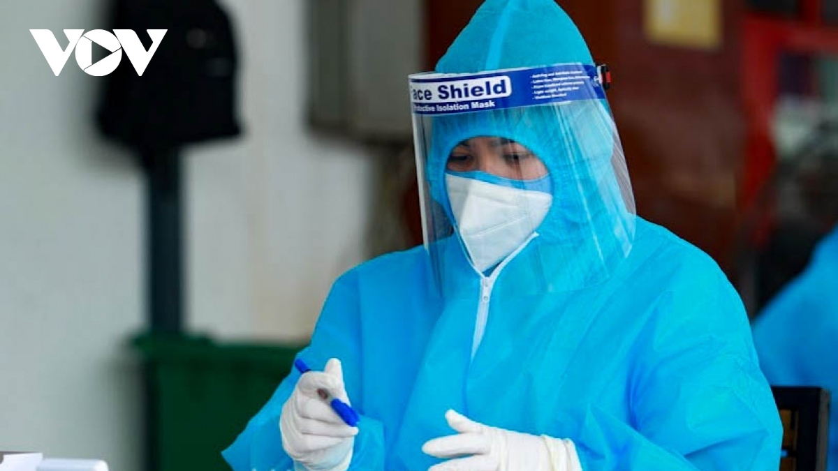 Vietnam confirms over 164,000 new infections, 65,872 recoveries