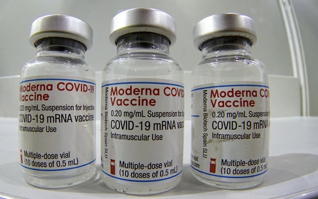 Expiry date of Moderna COVID-19 vaccine extended