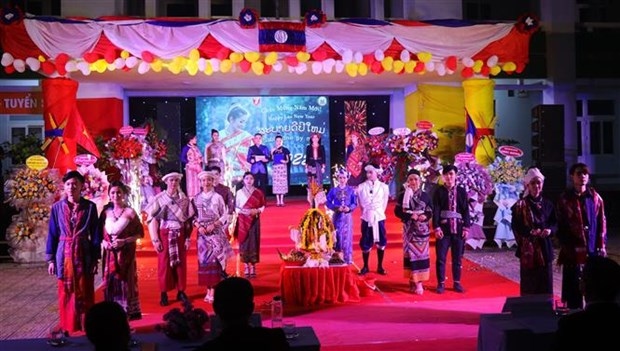 Lao students in Thua Thien - Hue celebrate Bunpimay Festival