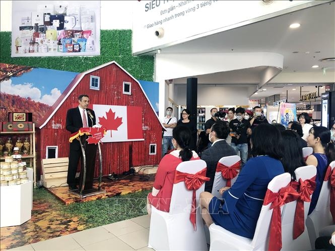 Canada promotes food, consumer goods in HCM City