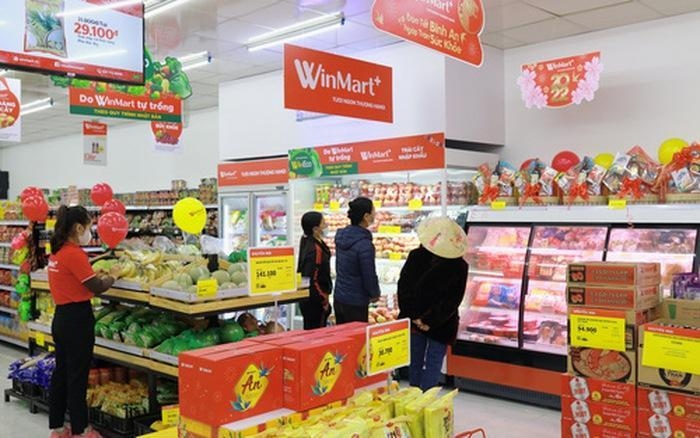 Foreign giants leave, Vietnamese retailers expand business