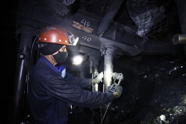 Coal miners expect good year on higher demand, rising prices